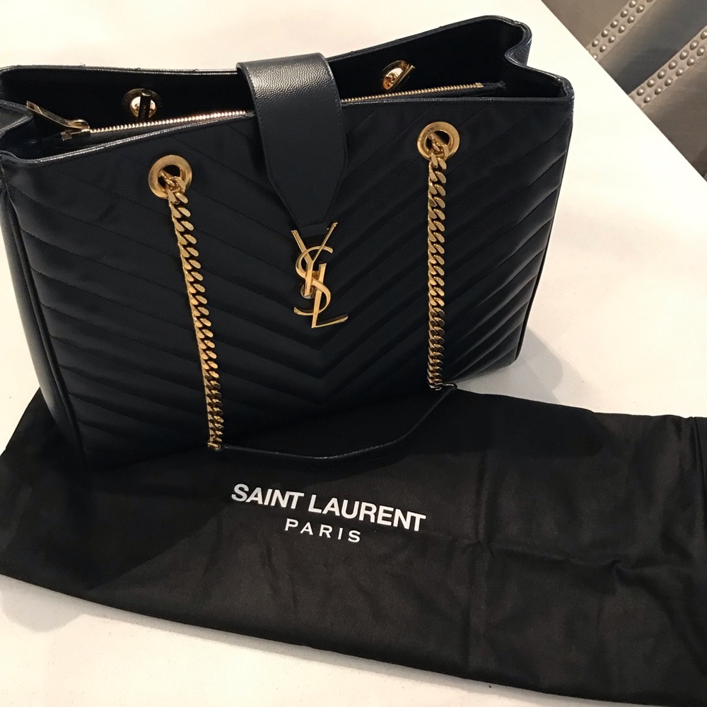 SAINT LAURENT Grain De Poudre Matelasse Chevron